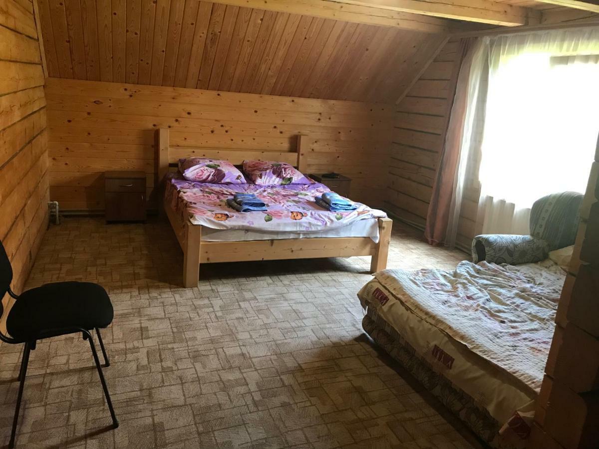Садиба Гуцульський Двір Vorokhta Luaran gambar